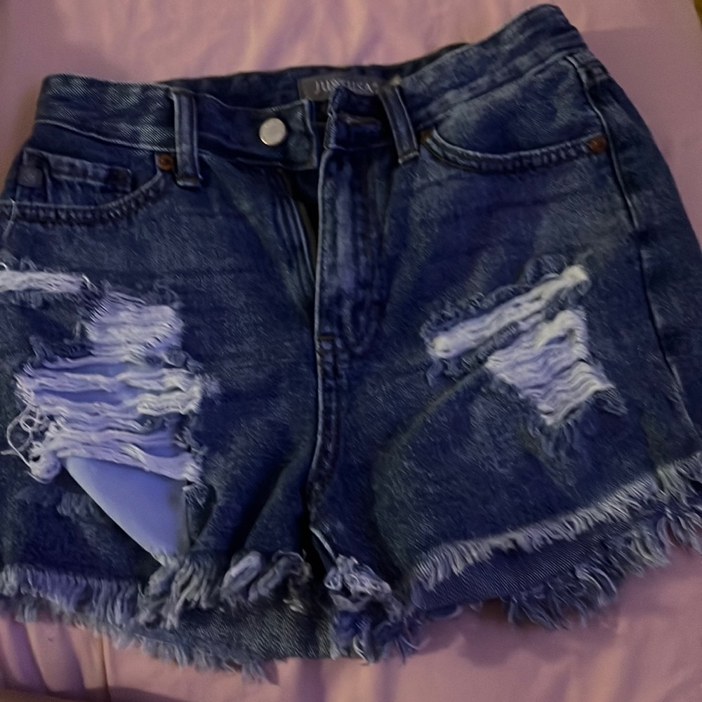 Justus’s shorts